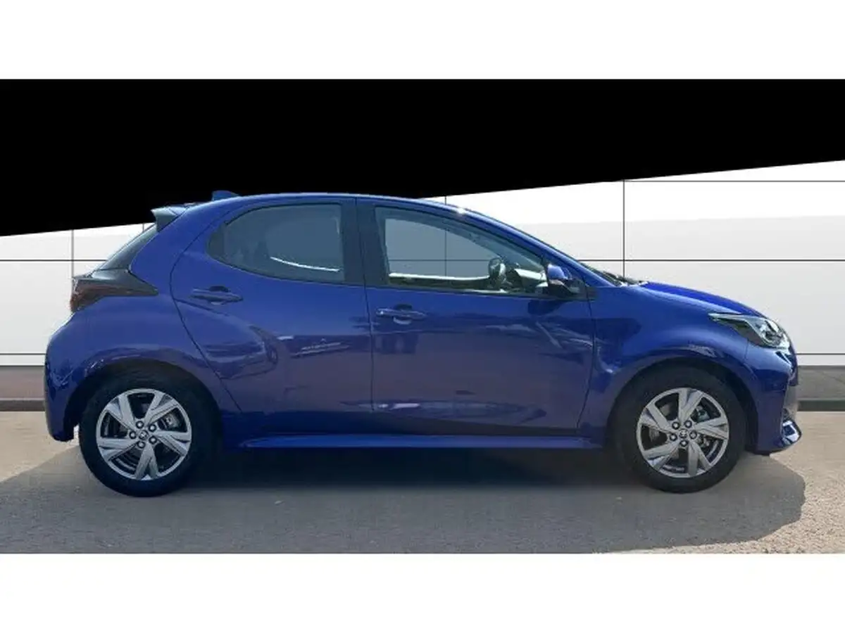 2025-toyota-yaris-15-vvt-i-icon-big-4