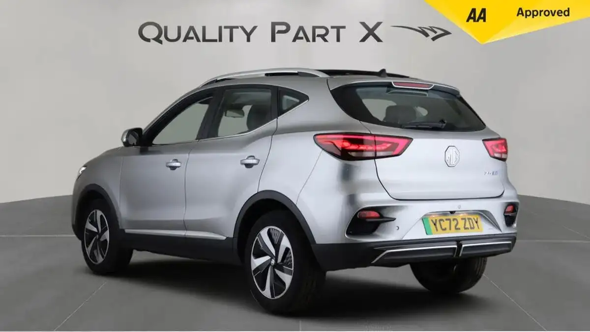 2022-mg-zs-suv-e-trophy-connect-ev-156ps-long-range-big-4