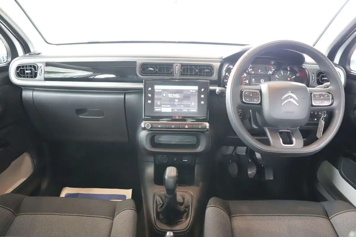 2018-citroen-c3-12-puretech-feel-82ps-big-13