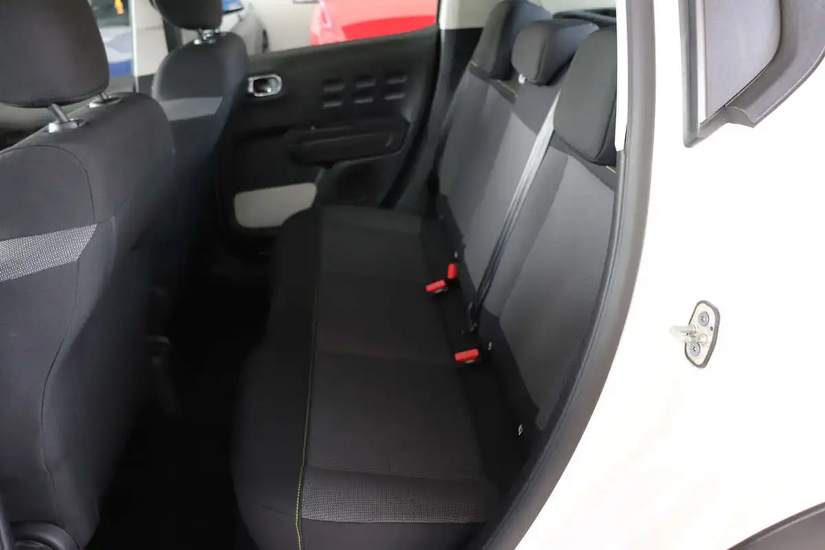 2018-citroen-c3-12-puretech-feel-82ps-big-37