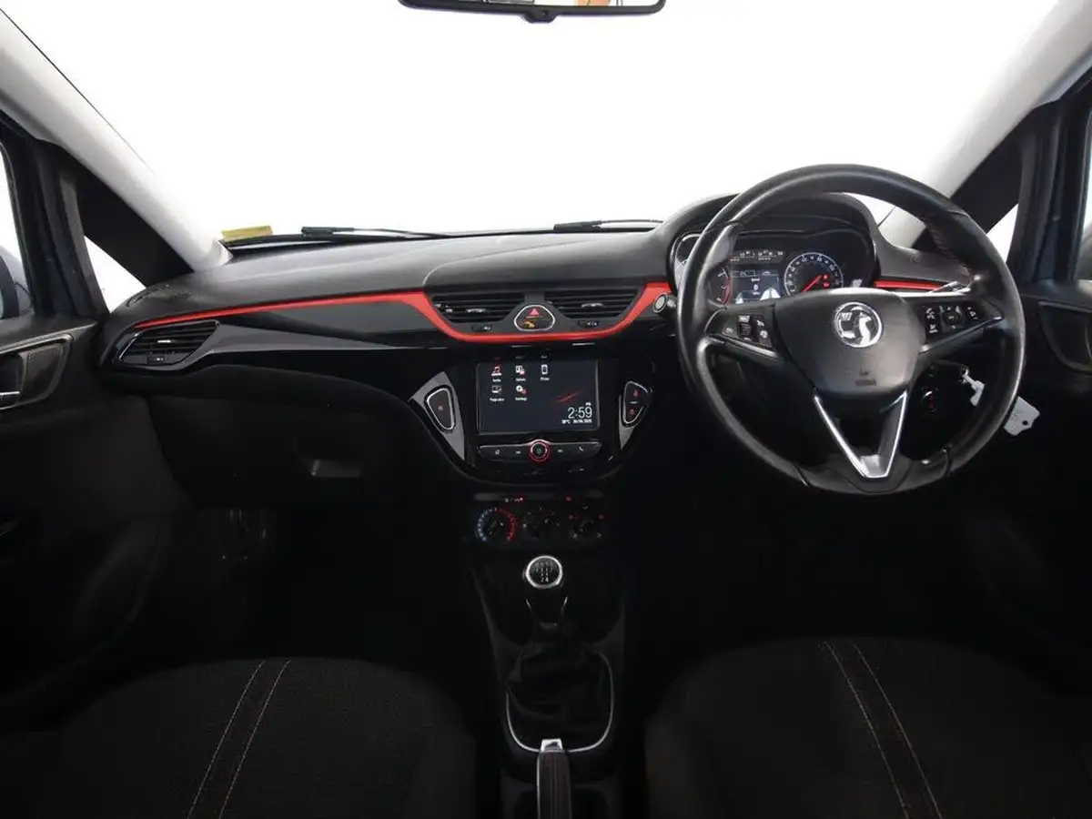 2017-vauxhall-corsa-14i-sri-vx-line-75ps-ecoflex-3d-big-12