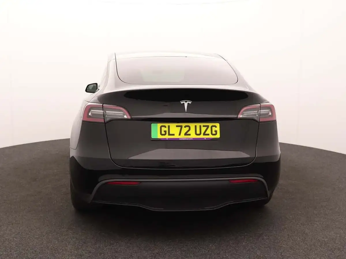 2022-tesla-model-y-e-rwd-big-3