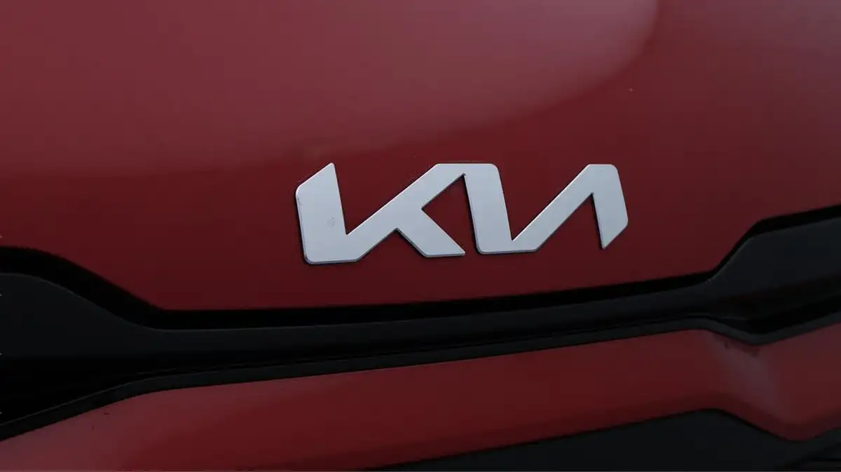 2022-kia-sportage-16-t-gdi-gt-line-261bhp-awd-phev-1598cc-auto-big-23