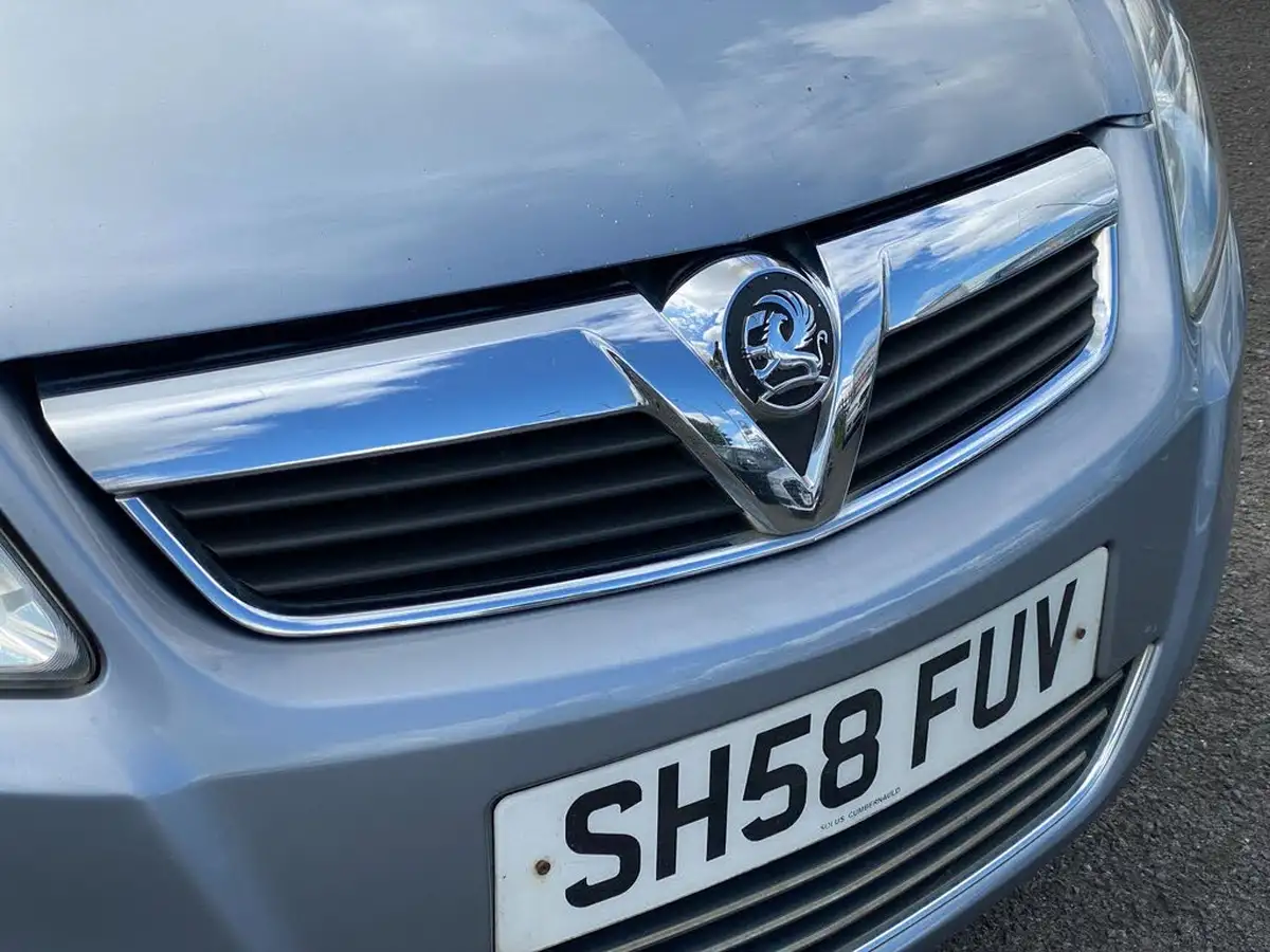 2008-vauxhall-zafira-16-breeze-big-10