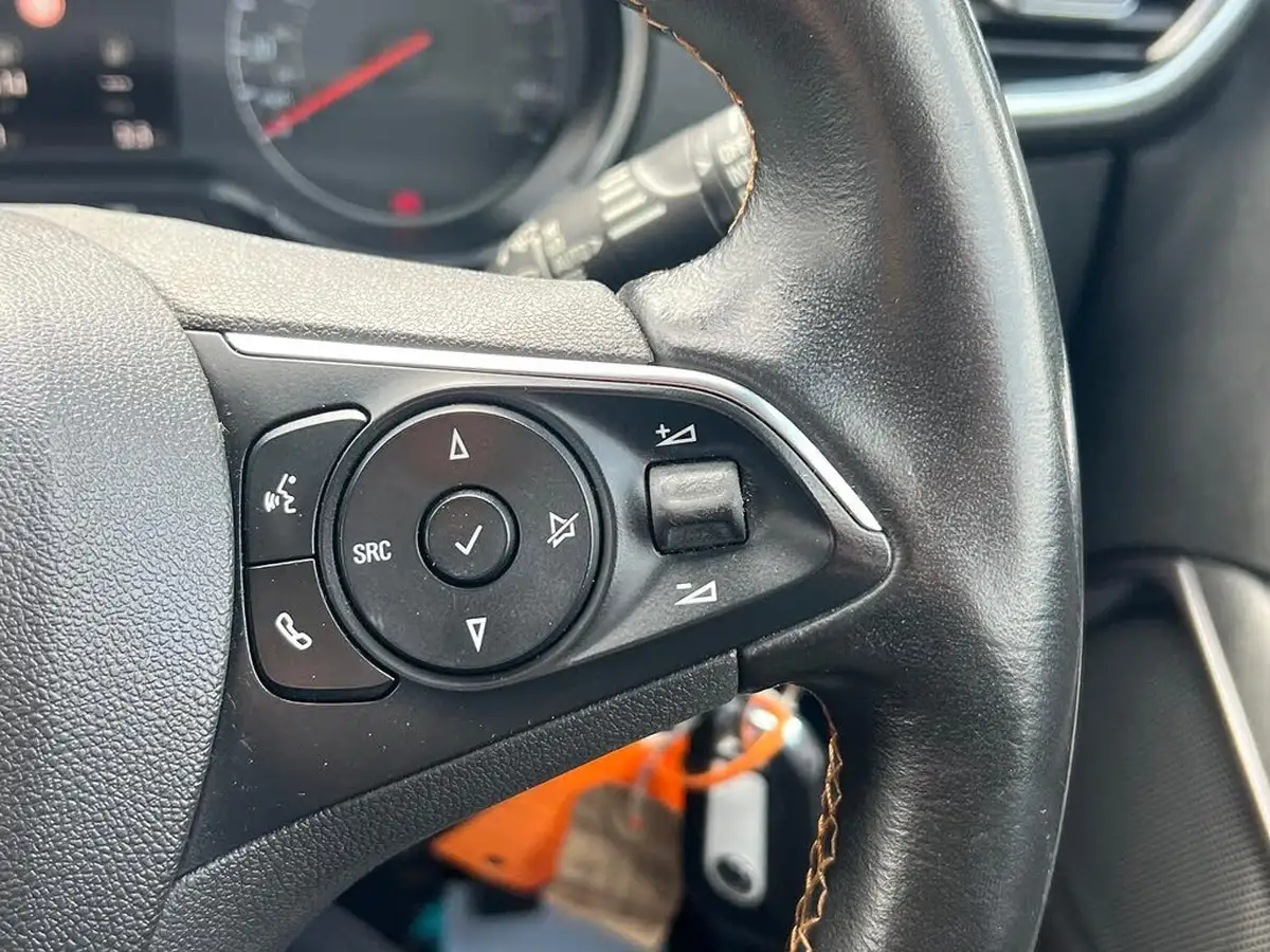 2018-vauxhall-crossland-x-12-elite-nav-81ps-big-20