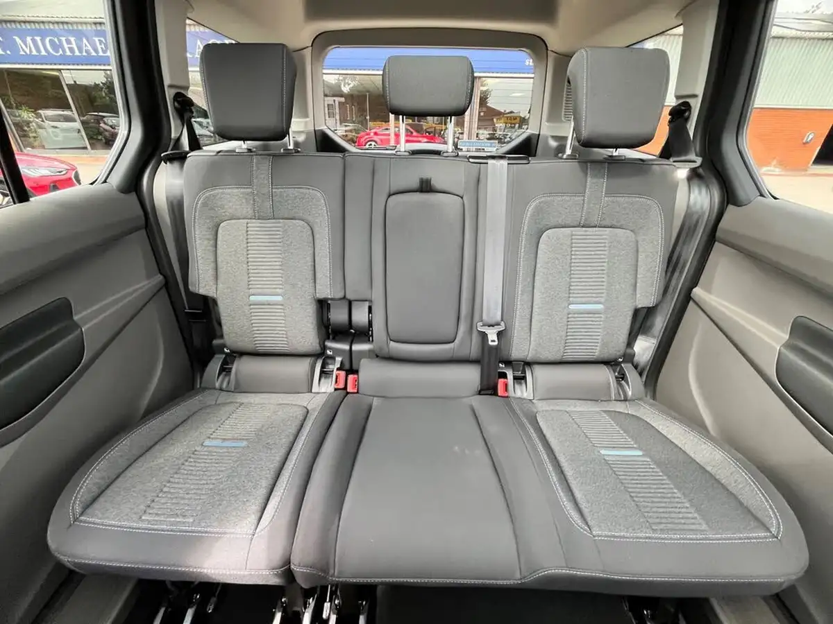 2022-ford-grand-tourneo-connect-15-active-120ps-ecoblue-1499cc-powershift-big-61