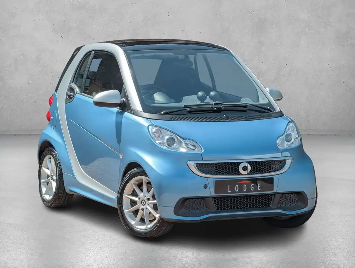 2013-smart-fortwo-08td-passion-coupe-big-0