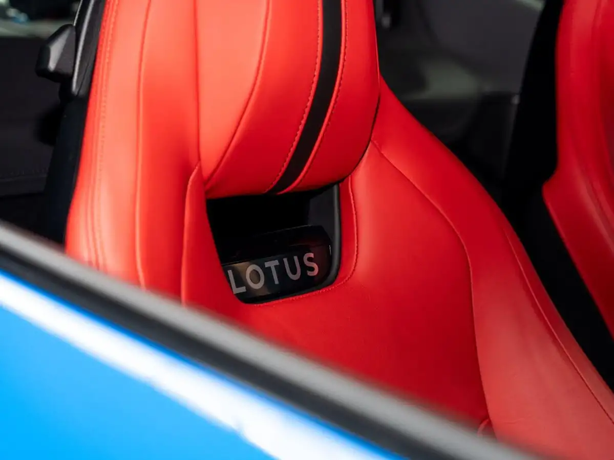2023-lotus-emira-35-first-edition-v6-big-32
