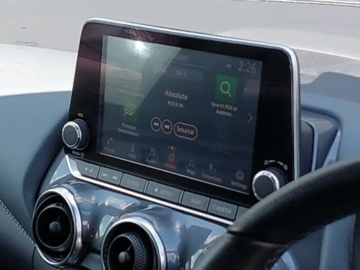 2022-nissan-juke-10-dig-t-n-connecta-big-10