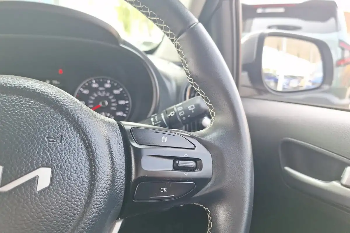 2022-kia-picanto-10-shadow-big-34