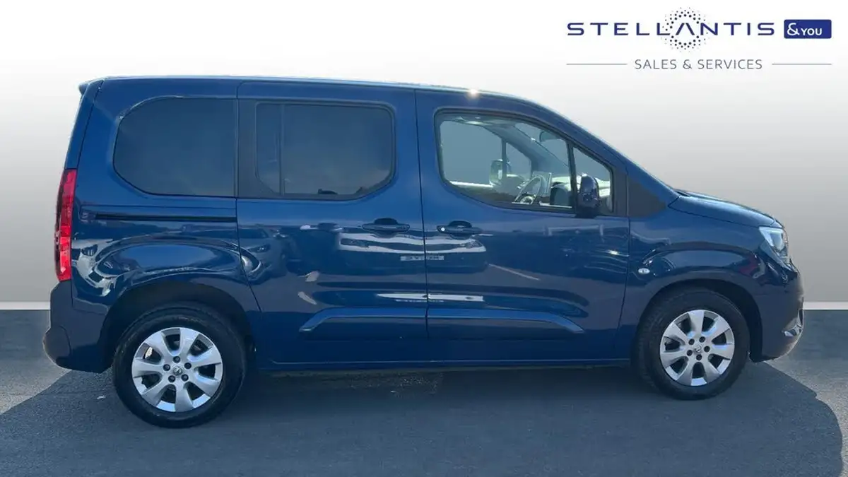 2021-vauxhall-combo-life-15-se-100ps-big-1