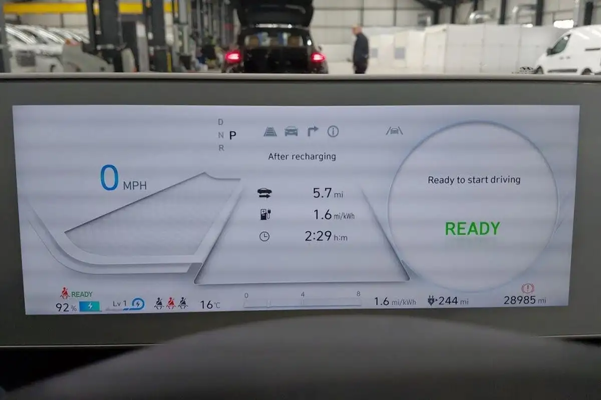 2022-hyundai-ioniq-5-e-ultimate-217ps-73kwh-rwd-big-14