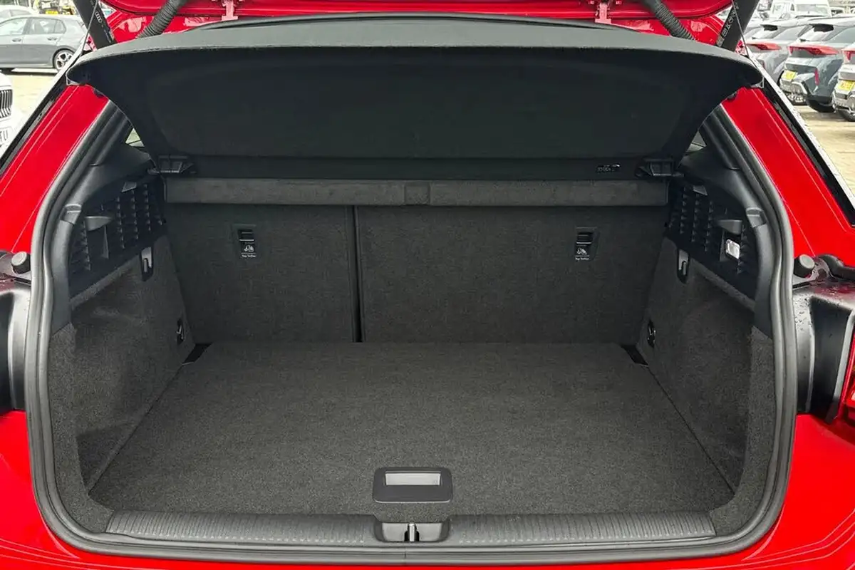2021-audi-q2-10-30-tfsi-black-edition-big-5