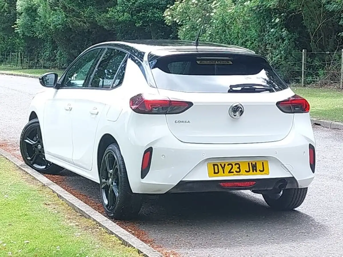 2023-vauxhall-corsa-12i-gs-big-1