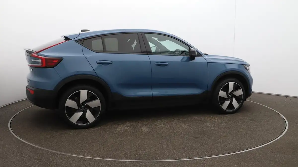 2022-volvo-c40-e-recharge-ultimate-228bhp-big-54