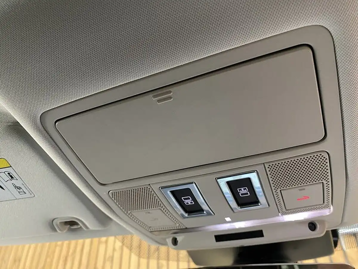 2020-land-rover-discovery-30-sd6-hse-big-54