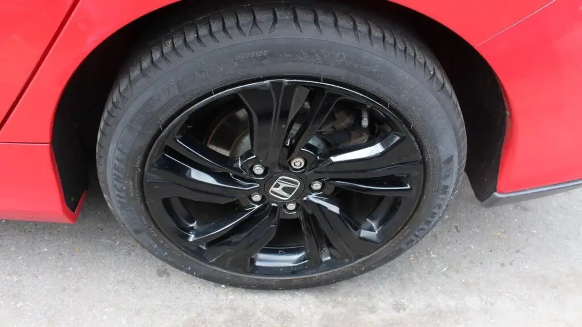 2017-honda-civic-10-vtec-turbo-sr-cvt-big-18