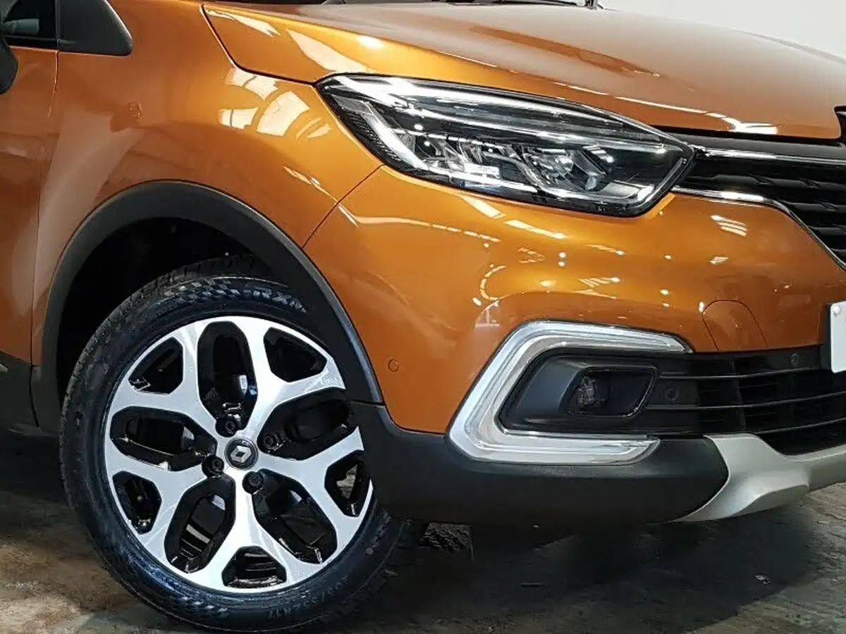 2018-renault-captur-09-tce-gt-line-big-8