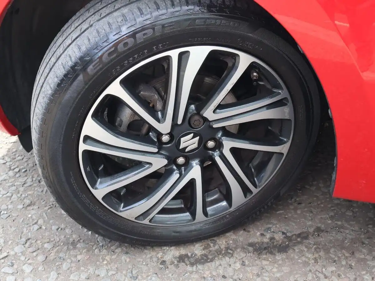 2021-suzuki-swift-12-dualjet-sz5-big-34