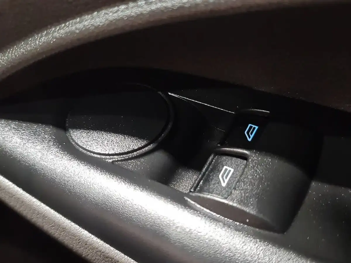 2019-ford-transit-connect-15-ecoblue-l1-200-base-100pseu6dt-panel-big-28