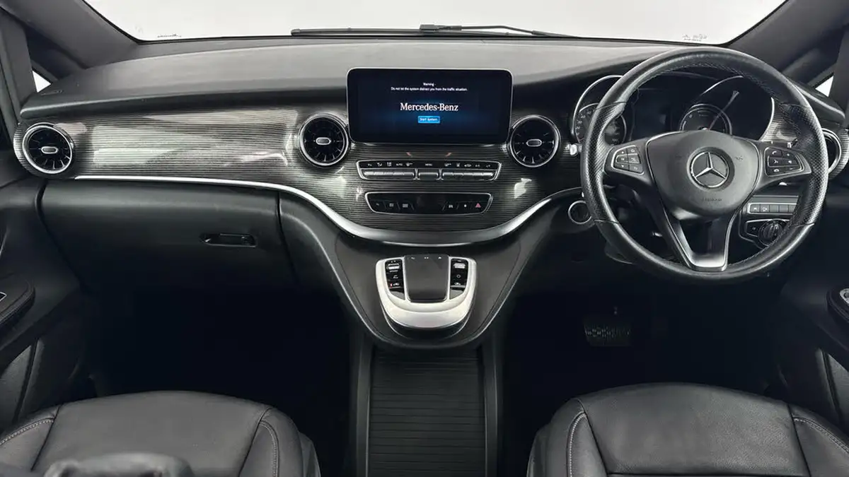 2022-mercedes-benz-eqv-e-eqv-300-sport-premium-big-10