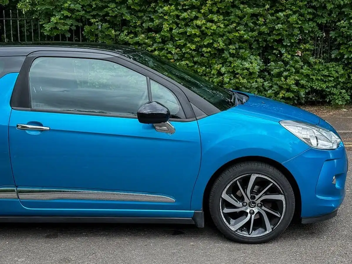 2014-citroen-ds3-16e-hdi-dstyle-plus-90bhp-airdream-big-11
