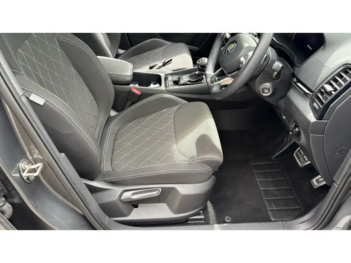 2024-skoda-karoq-15-tsi-sportline-dsg-big-14