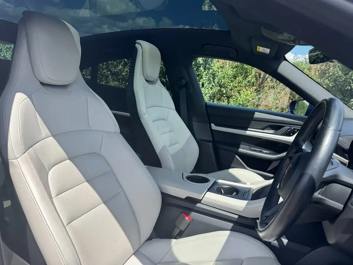 2020-porsche-taycan-e-4s-571ps-performance-battery-plus-big-7