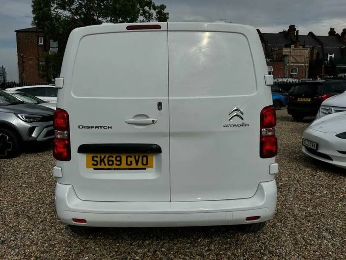 2019-citroen-dispatch-20bluehdi-enterprise-m-1400-120pseu6d-ss-panel-big-8