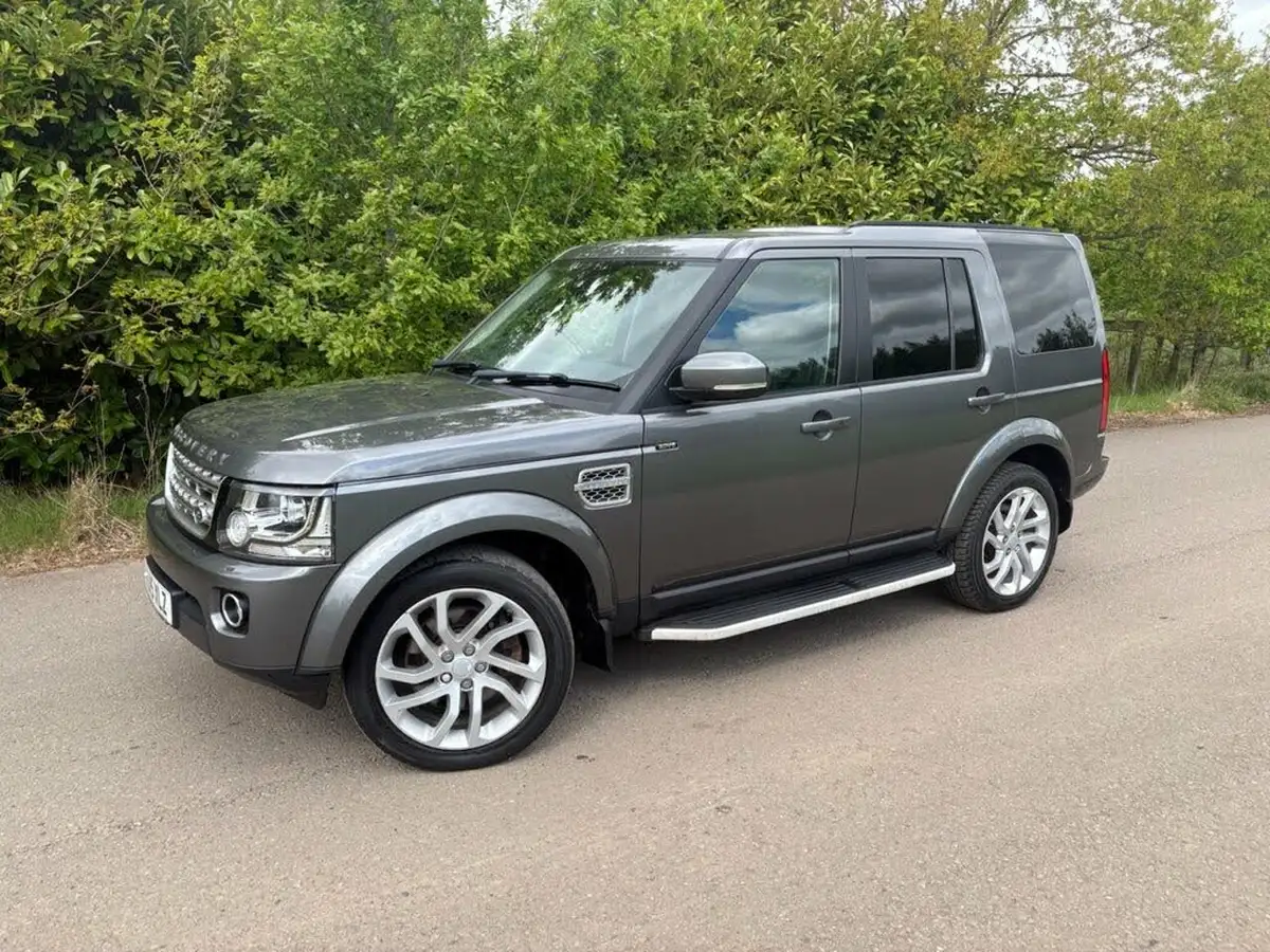 2015-land-rover-discovery-4-30-sd-v6-hse-big-4