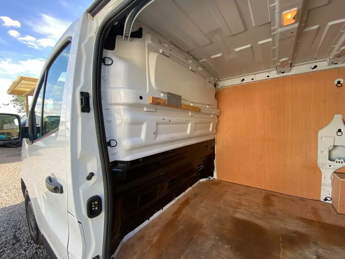 2021-renault-trafic-20dci-sl30-energy-120-business-panel-big-41