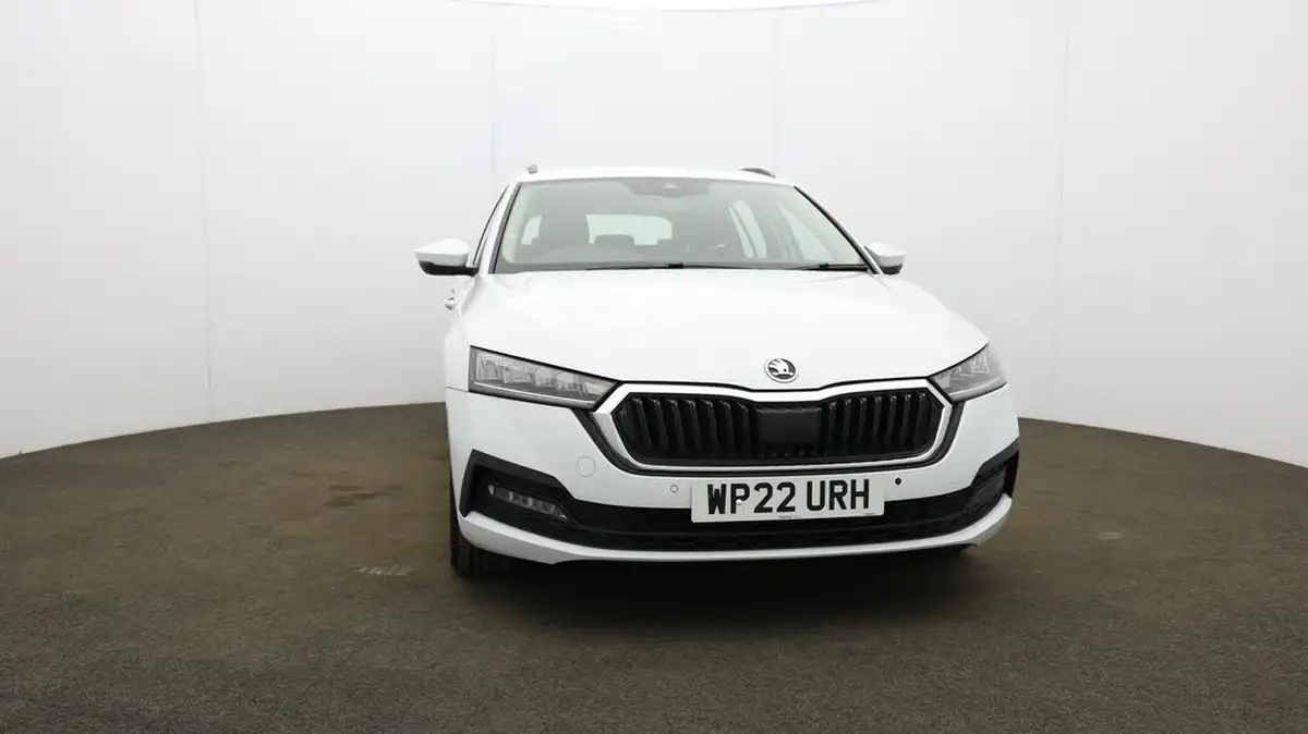 2022-skoda-octavia-10-tsi-se-technology-110ps-estate-big-36