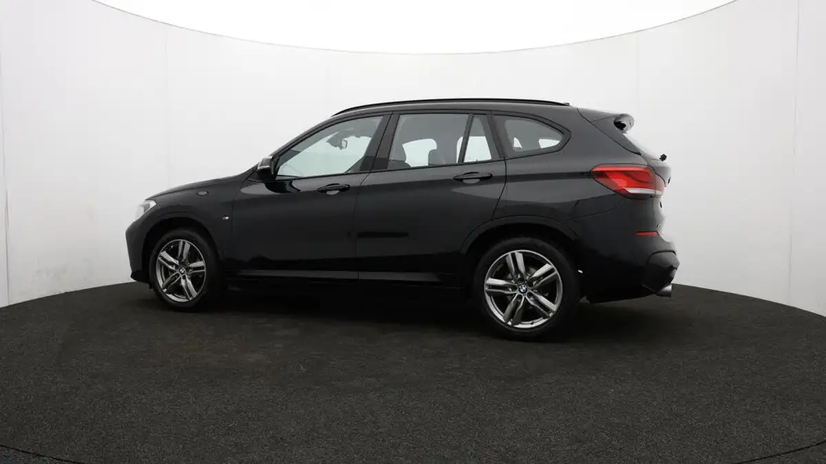 2021-bmw-x1-15-sdrive18i-m-sport-tech-pack-ii-dct-big-67