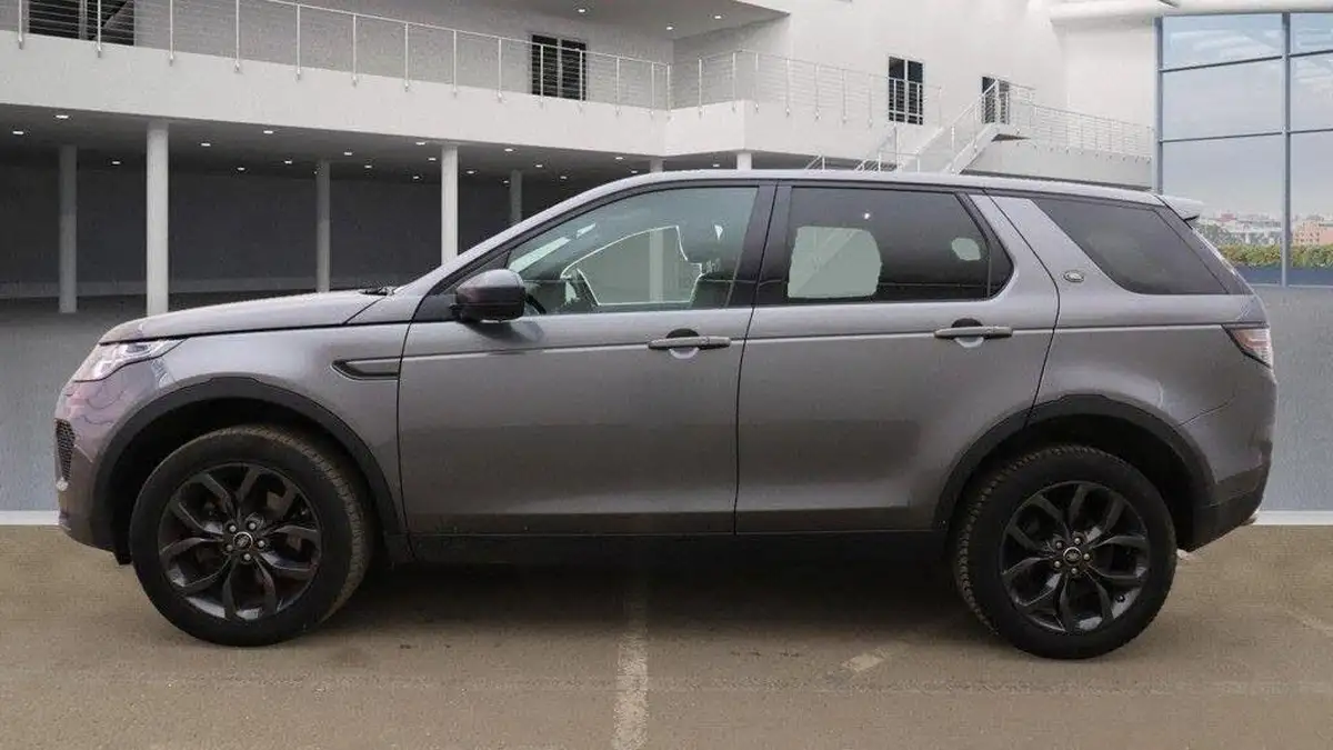 2019-land-rover-discovery-sport-20td4-landmark-big-18