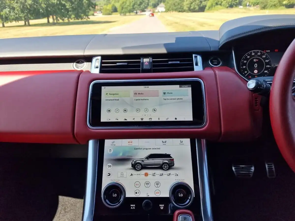 2020-land-rover-range-rover-sport-50-v8-p575-svr-awd-big-14