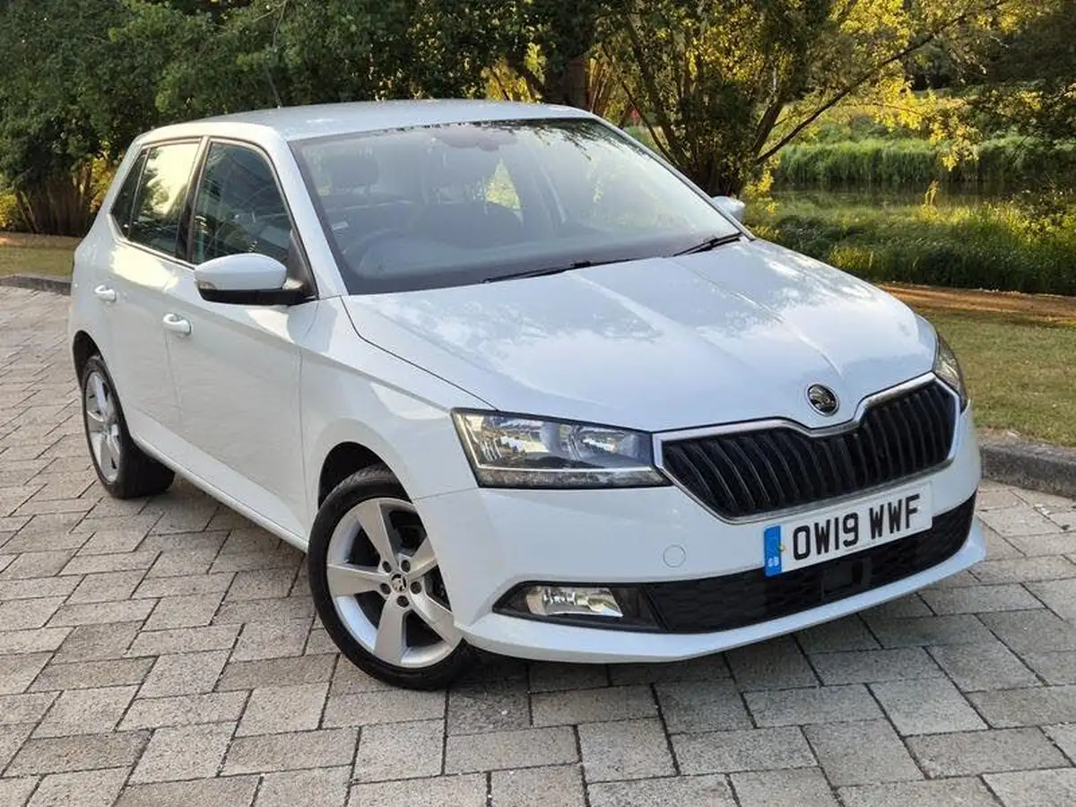 2019-skoda-fabia-10-tsi-se-l-95ps-ss-hatchback-big-6
