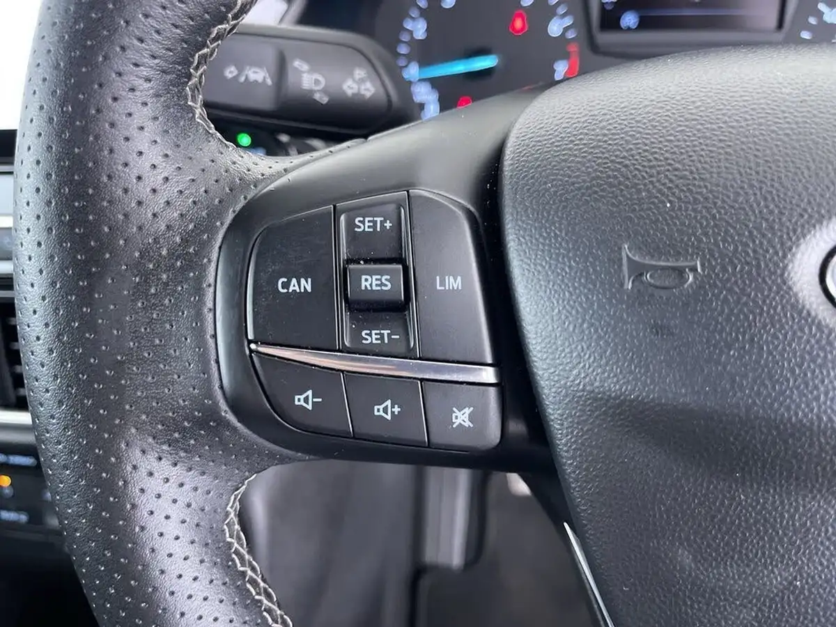 2018-ford-fiesta-10t-st-line-100ps-3d-big-49