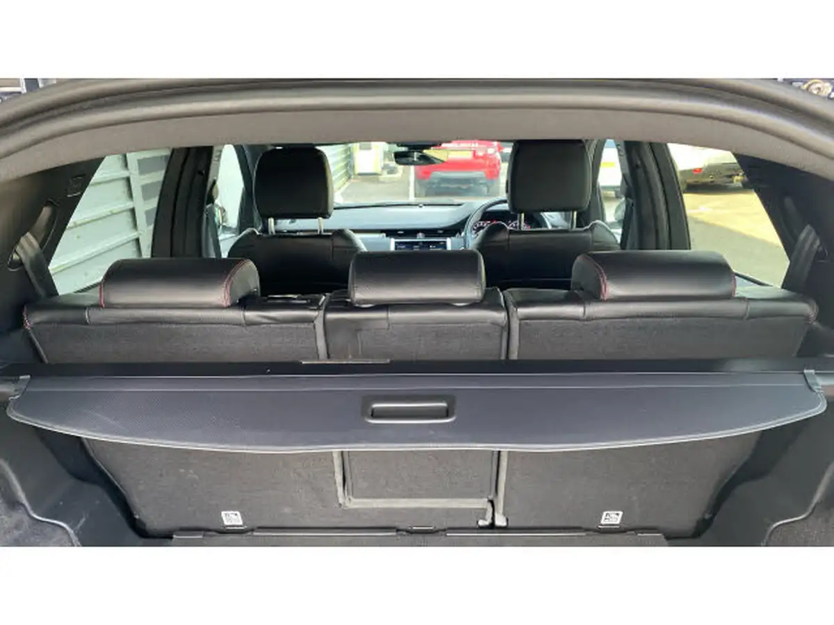 2021-land-rover-discovery-sport-15-p300e-r-dynamic-se-big-23