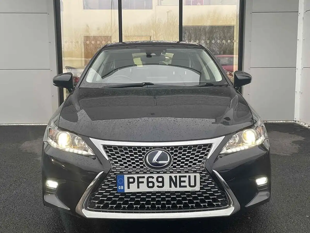 2020-lexus-ct-200h-18-ct-big-2