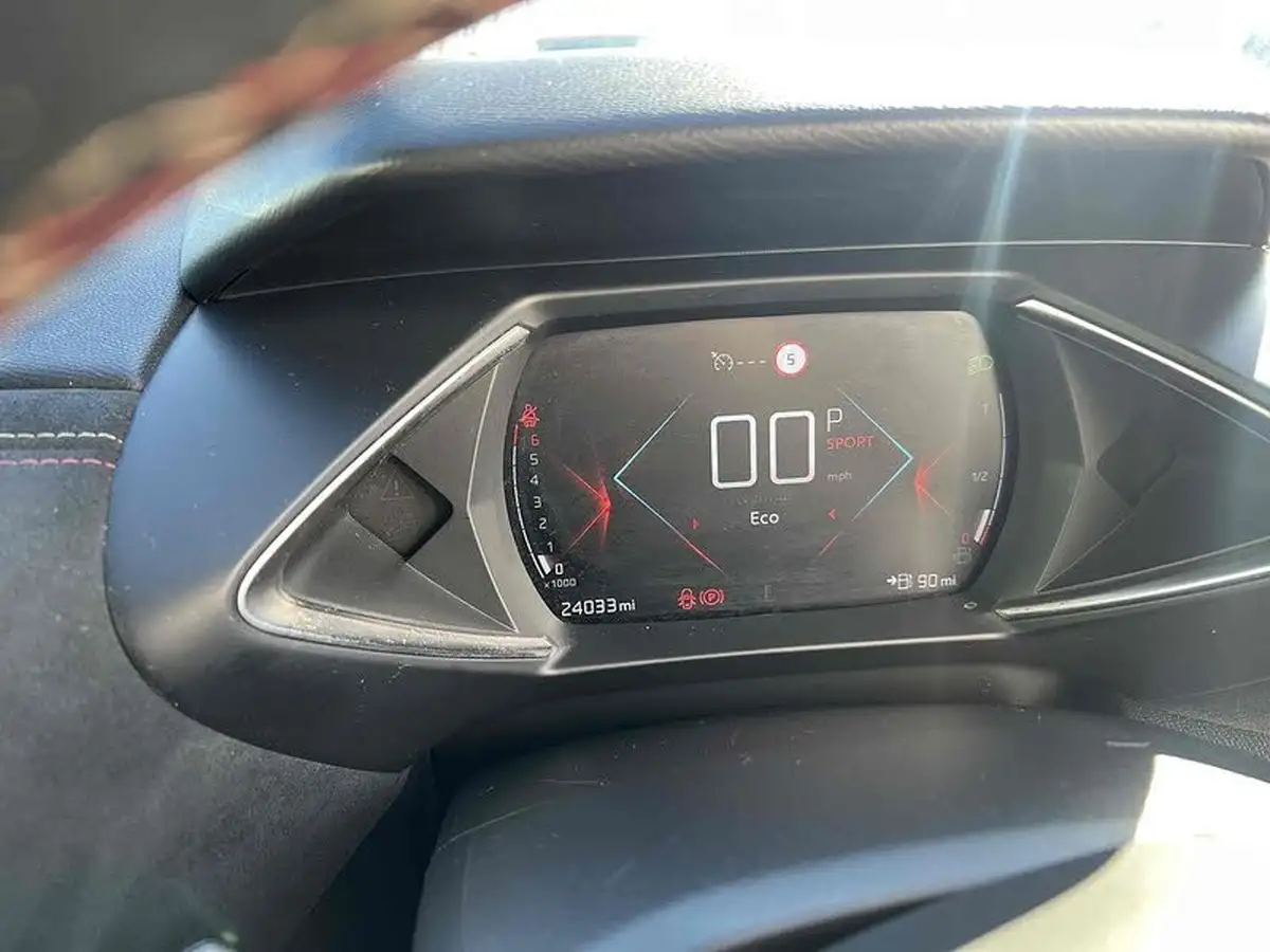 2022-ds-ds-3-crossback-12-puretech-performance-line-130ps-eat8-big-52
