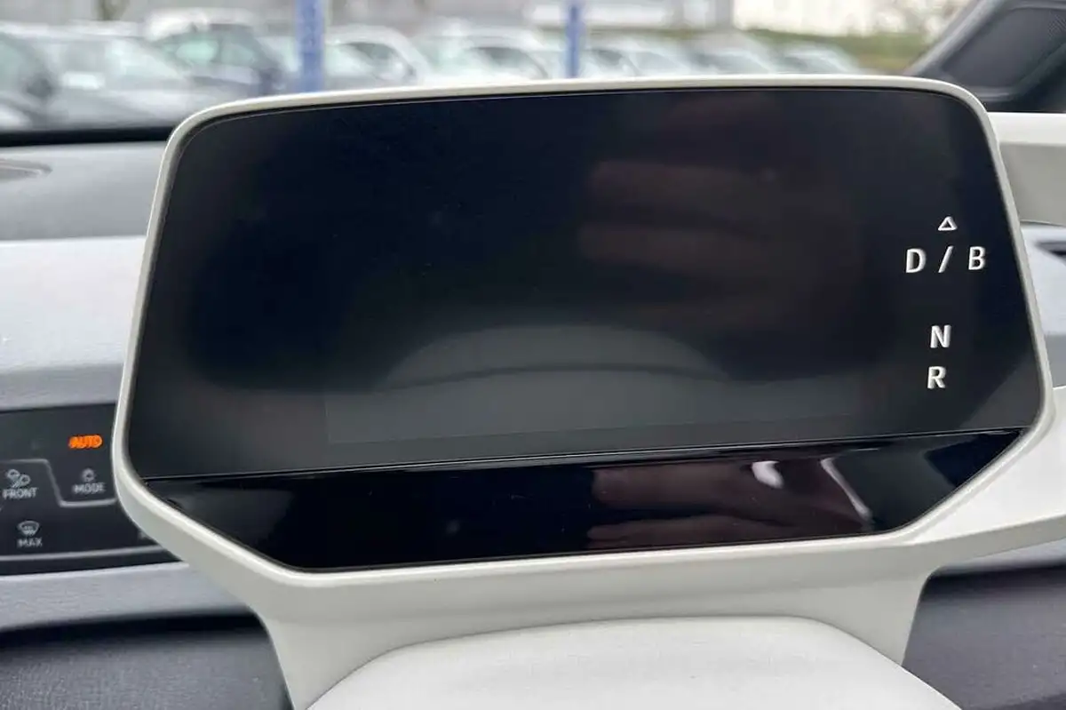 2020-volkswagen-id3-e-first-edition-big-15