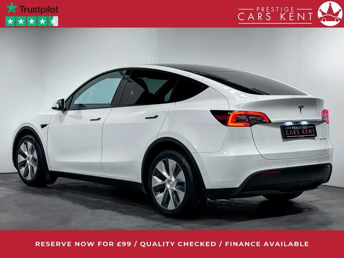 2022-tesla-model-y-e-long-range-big-2