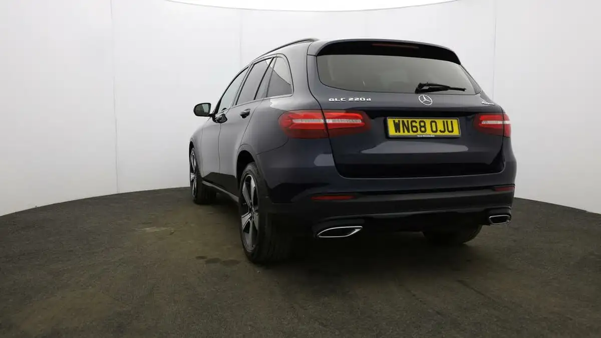 2018-mercedes-benz-glc-class-21d-glc220d-urban-edition-big-24