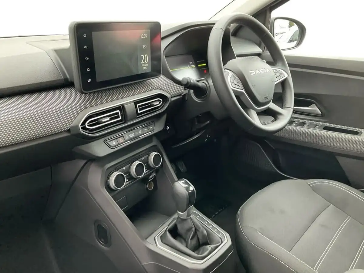 2024-dacia-jogger-16-tce-expression-big-2