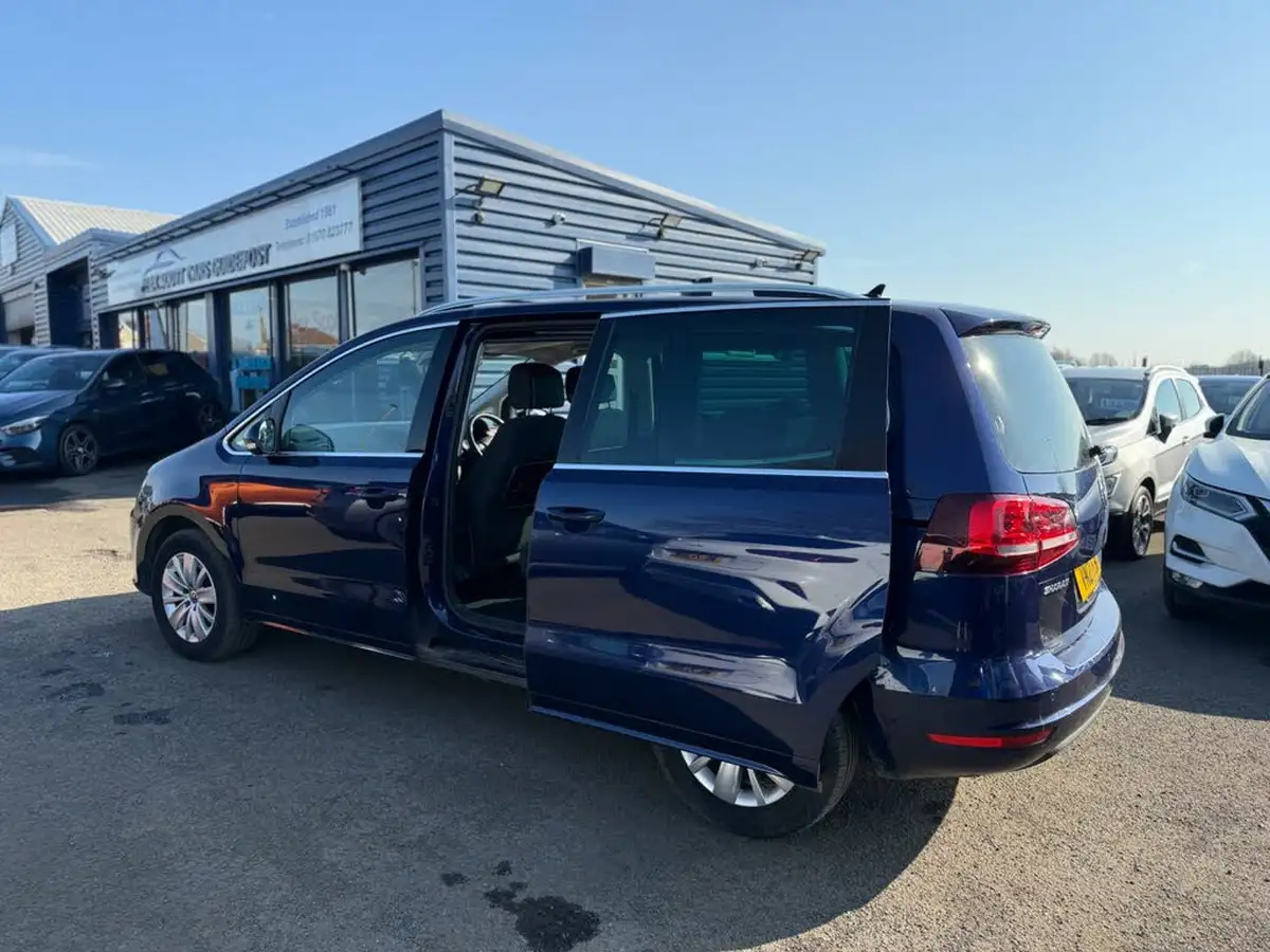 2021-volkswagen-sharan-14-tsi-se-nav-dsg-big-26