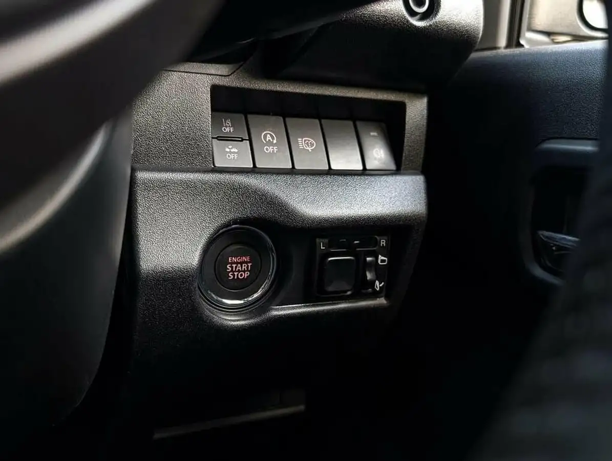 2024-suzuki-jimny-15-light-commercial-allgrip-big-21