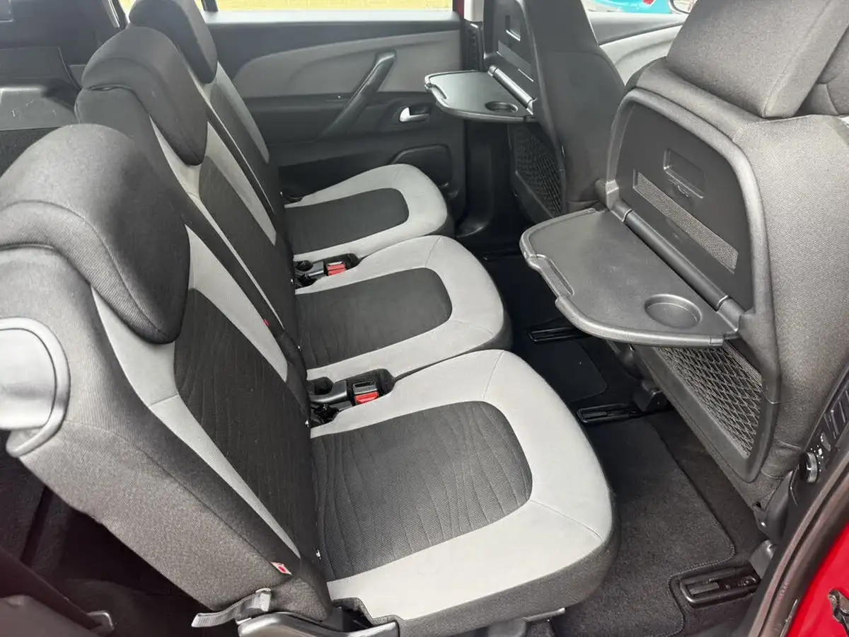 2016-citroen-grand-c4-picasso-16bluehdi-exclusive-big-26