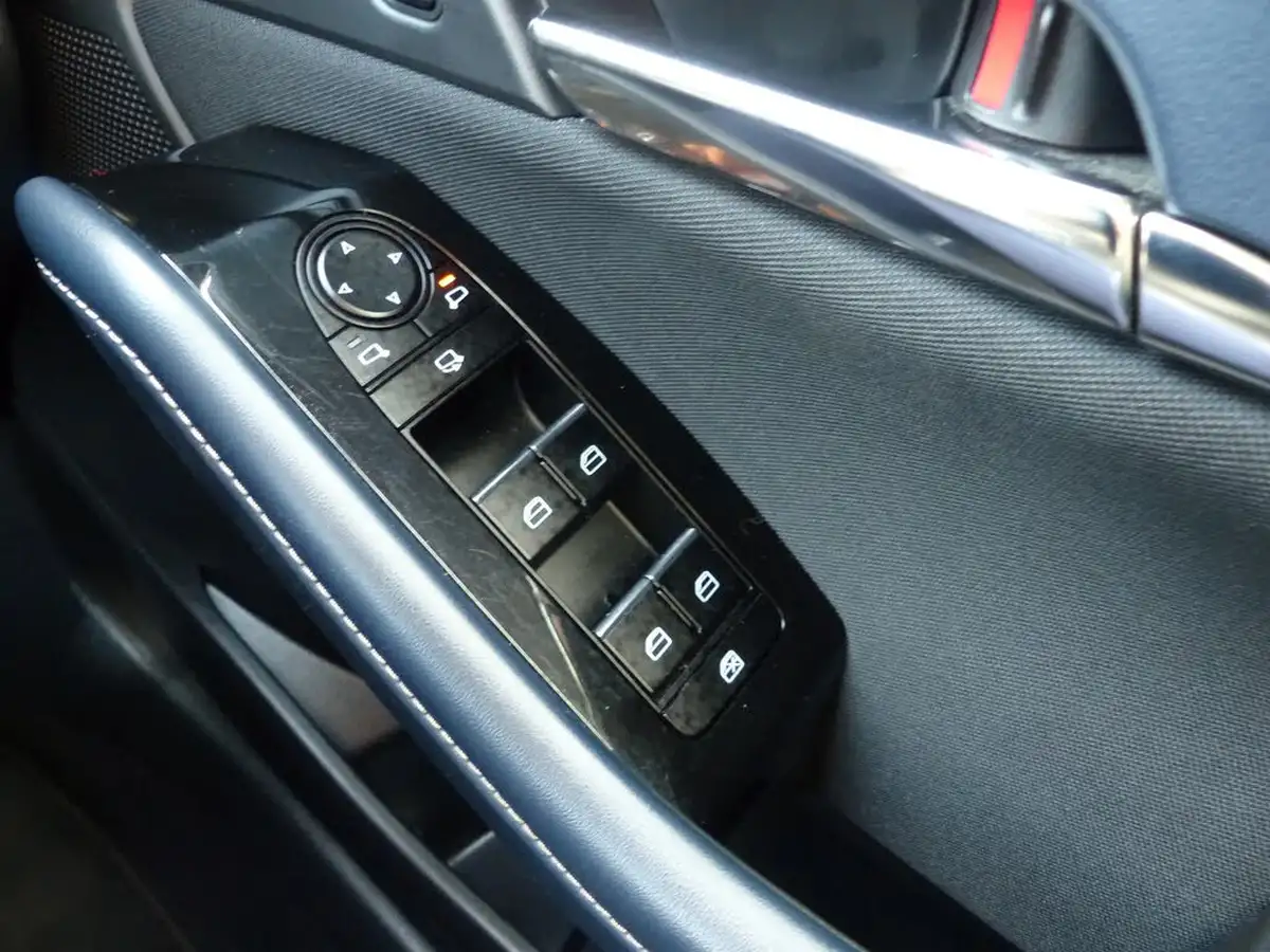 2020-mazda-cx-30-20-skyactiv-x-sport-lux-big-19