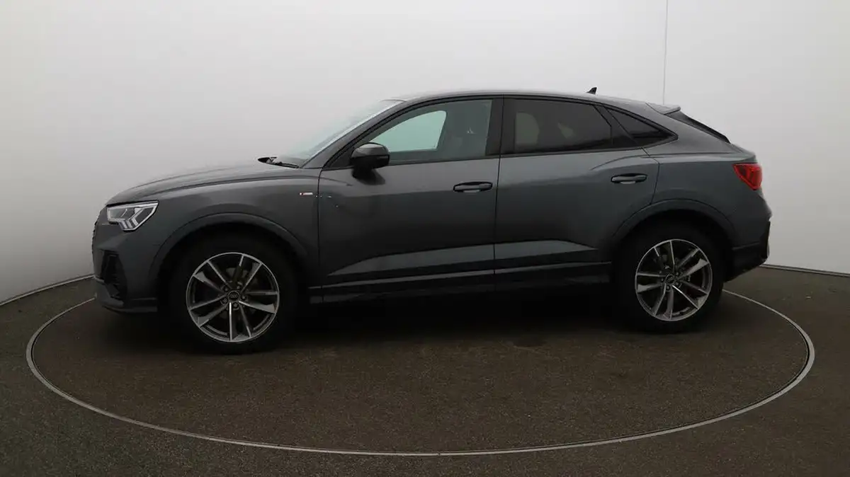 2022-audi-q3-15-35-tfsi-black-edition-cod-sportback-s-tronic-big-4