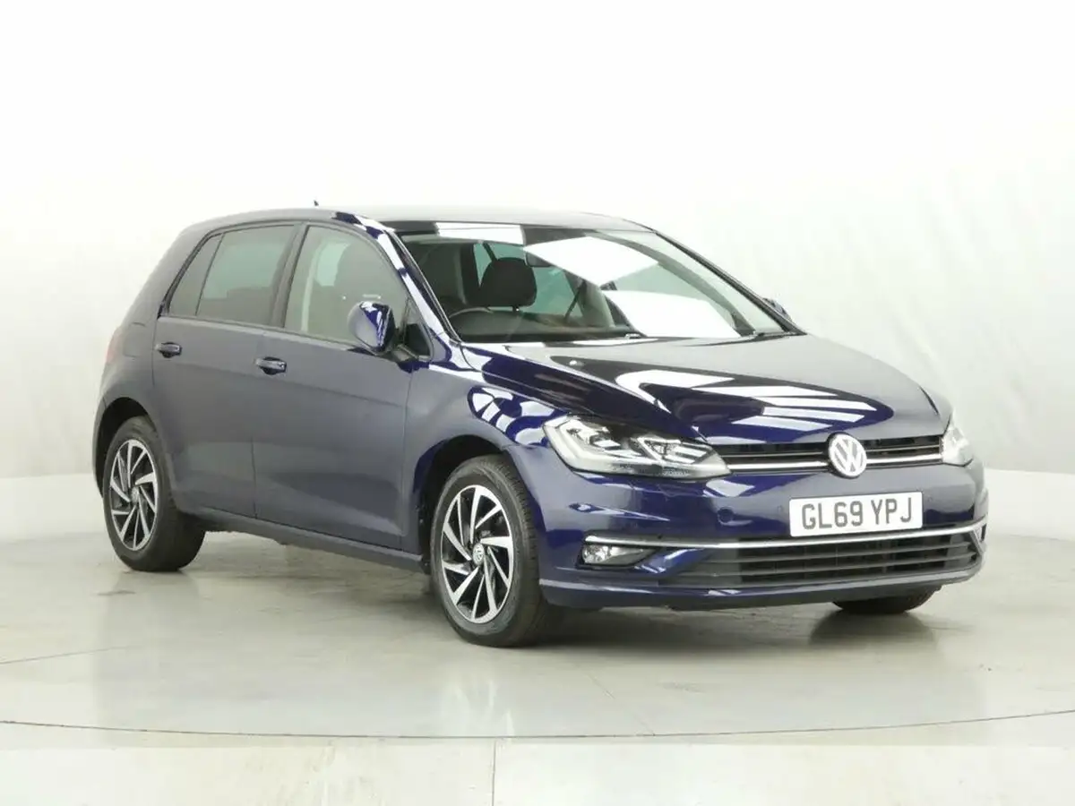 2019-volkswagen-golf-10-tsi-match-edition-hatchback-big-1